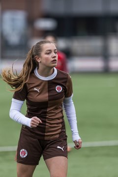 Bild 384 - wBJ FC St. Pauli - Walddoerfer SV : Ergebnis: 3:4